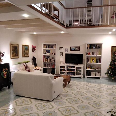 Апартаменти A Casa Di Monica Поццуолі Екстер'єр фото