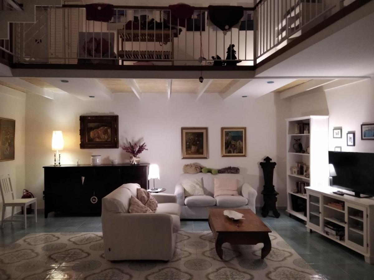 Апартаменти A Casa Di Monica Поццуолі Екстер'єр фото