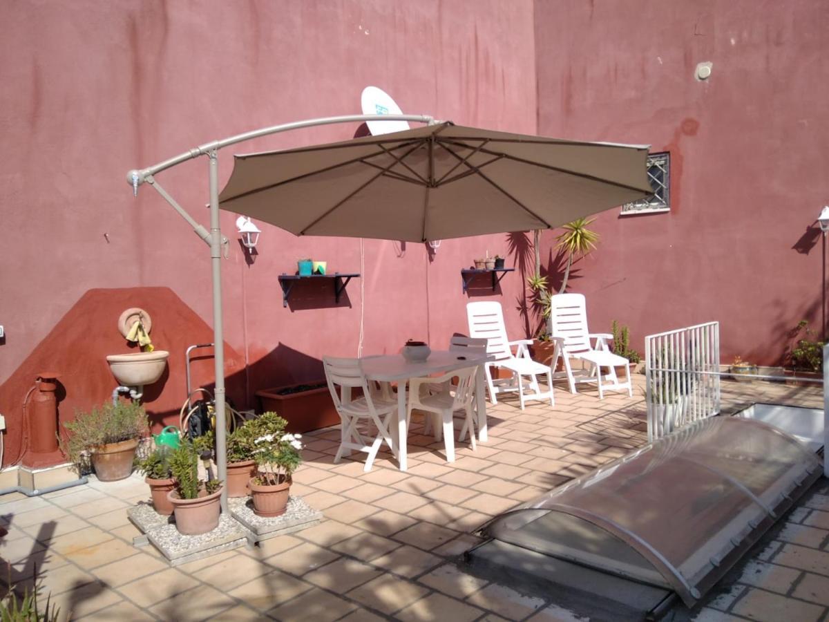 Апартаменти A Casa Di Monica Поццуолі Екстер'єр фото