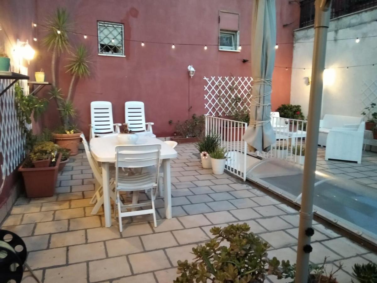 Апартаменти A Casa Di Monica Поццуолі Екстер'єр фото