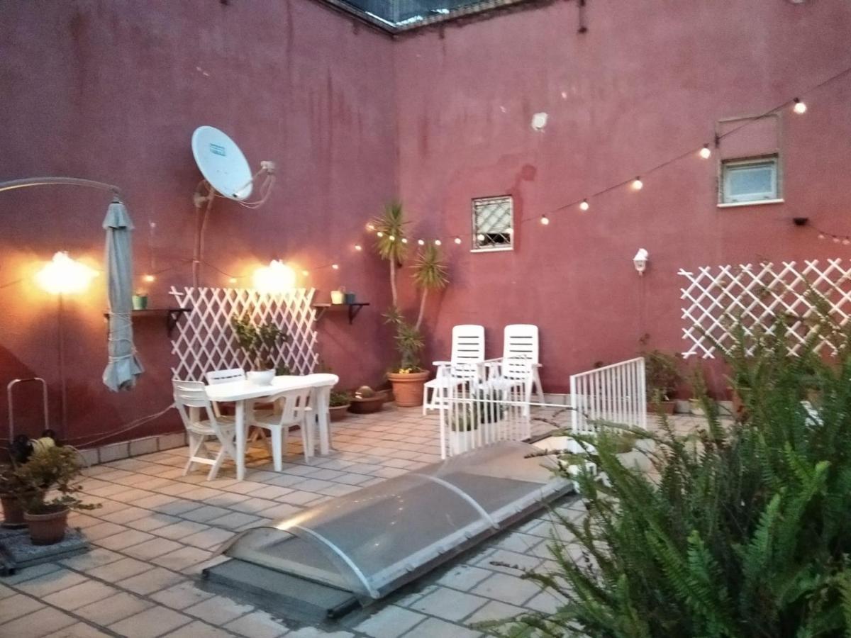 Апартаменти A Casa Di Monica Поццуолі Екстер'єр фото